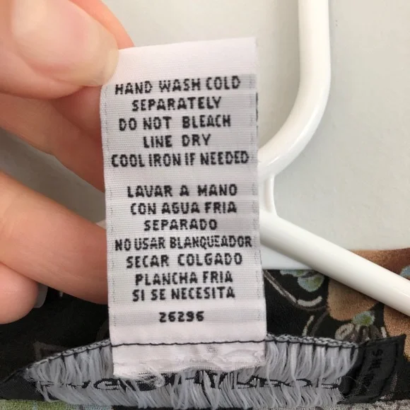 Sag Harbor Floral Button Down Blouse with Ruffle Sleeve, Size 16 - Picture 10 of 10